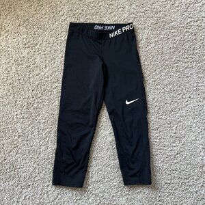 Nike Pro Women's Crop Leggings Sz M